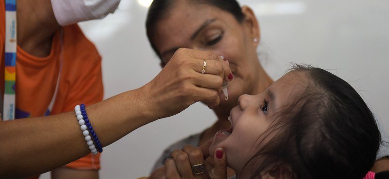Inicia em Natal campanha de vacinação contra a Poliomielite para Crianças de 1 a 5 Anos
