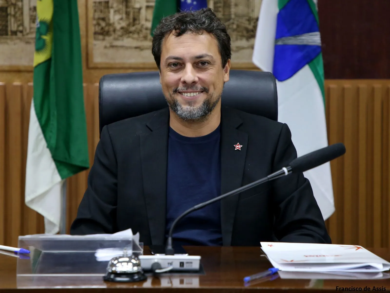 Vereador Daniel Valença propõe projeto de lei para garantir transporte público gratuito no dia das eleições