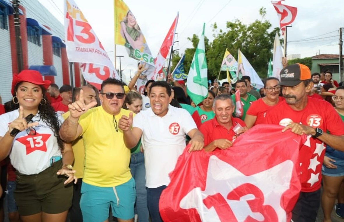 Caminhada em Santo Antônio do Potengi marca reta final da campanha de Eraldo Paiva