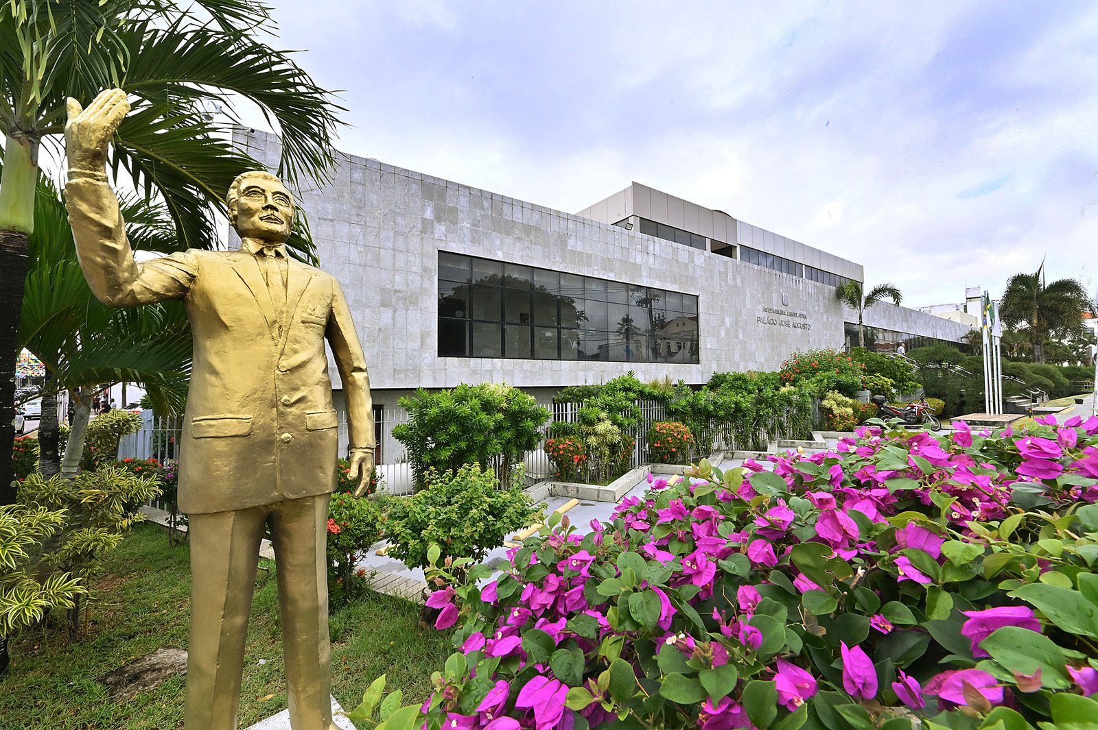 Assembleia Legislativa do RN celebra os 35 anos da Constituição Estadual em sessão solene