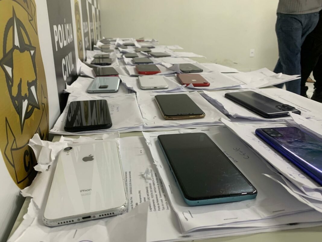 Polícia Civil do RN recebe mais de 50 celulares roubados