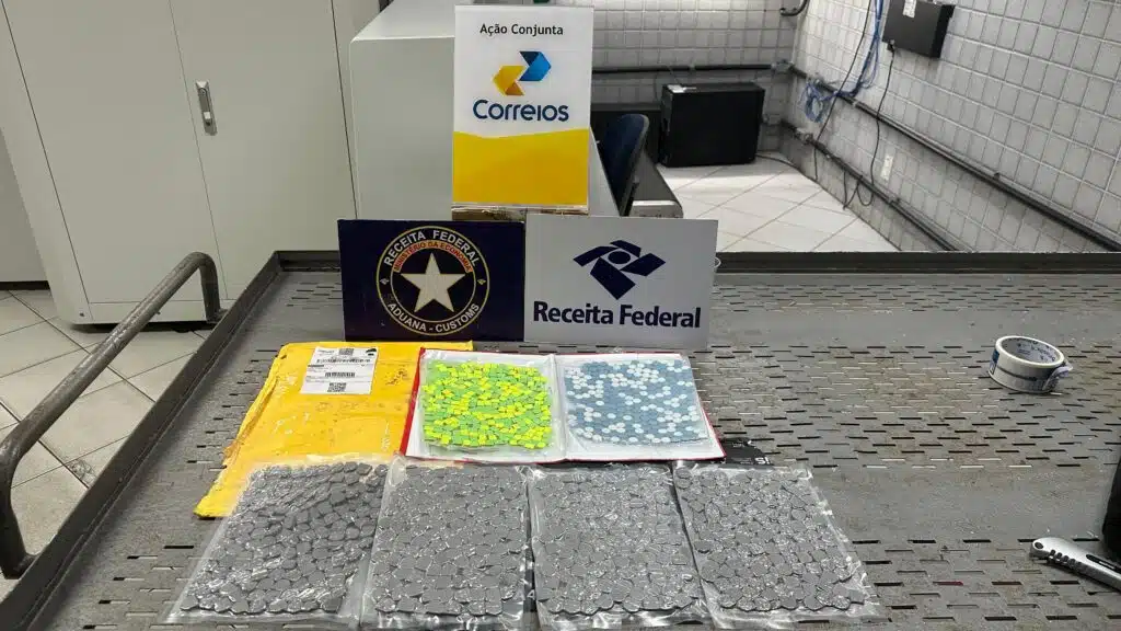 Cerca de R$100 mil em ecstasy é apreendido nos Correios em Natal