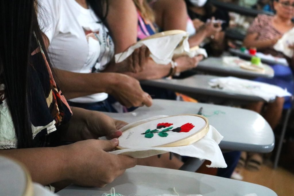 Sesc abre inscrições para cursos gratuitos de valorização social; confira