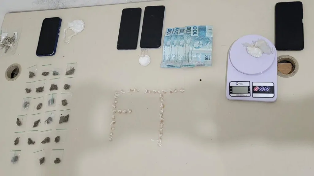 PM prende três homens e apreende drogas e dinheiro na Zona Norte de Natal